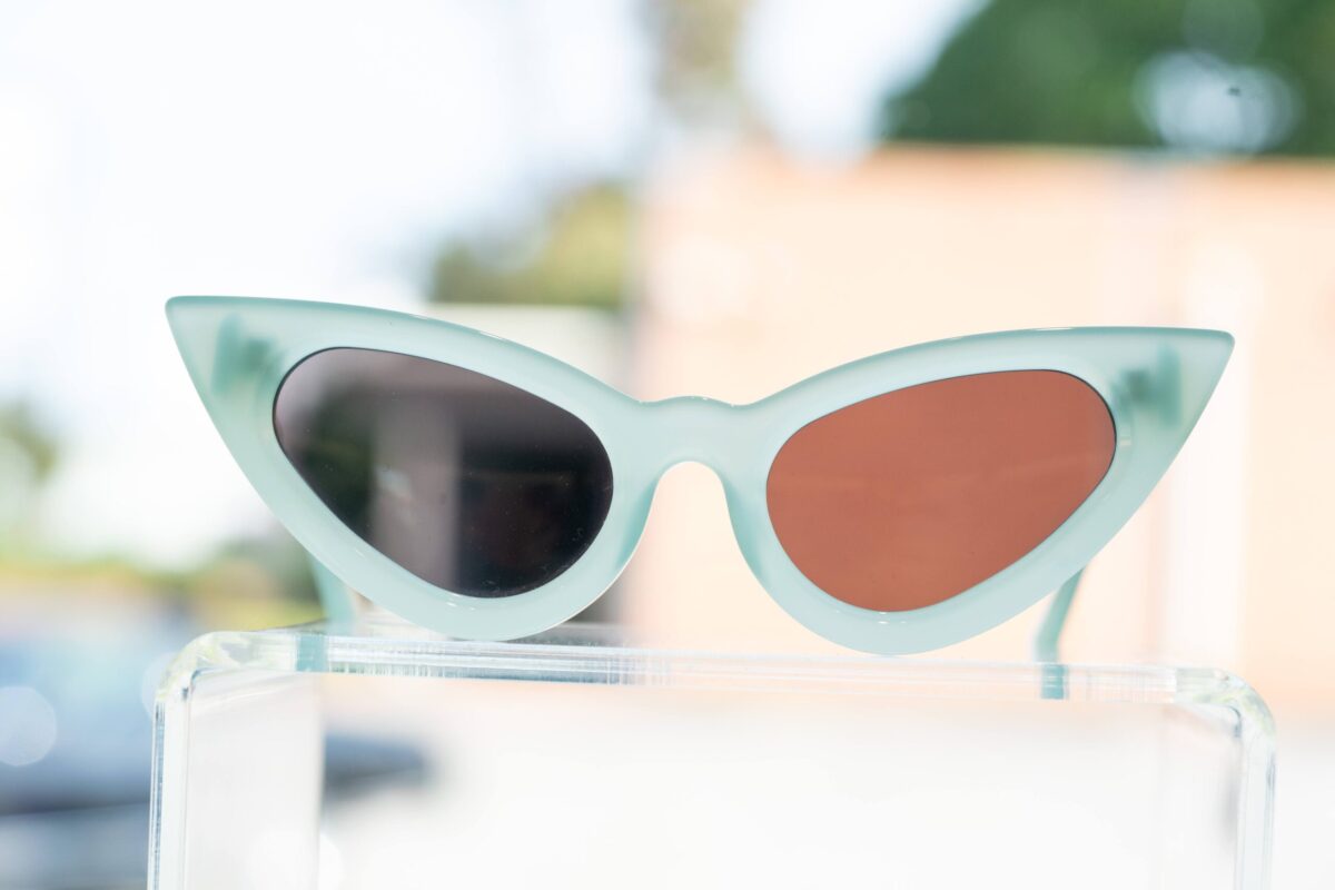 LOWERCASE modern cateye sunglasses